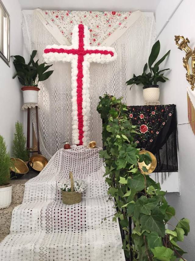 cruces de mayo, amacva, medio ambiente, velez malaga, 